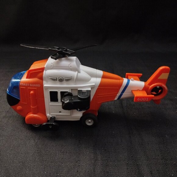 Maxx Action Rescue Helicopter - Picture 4 of 4